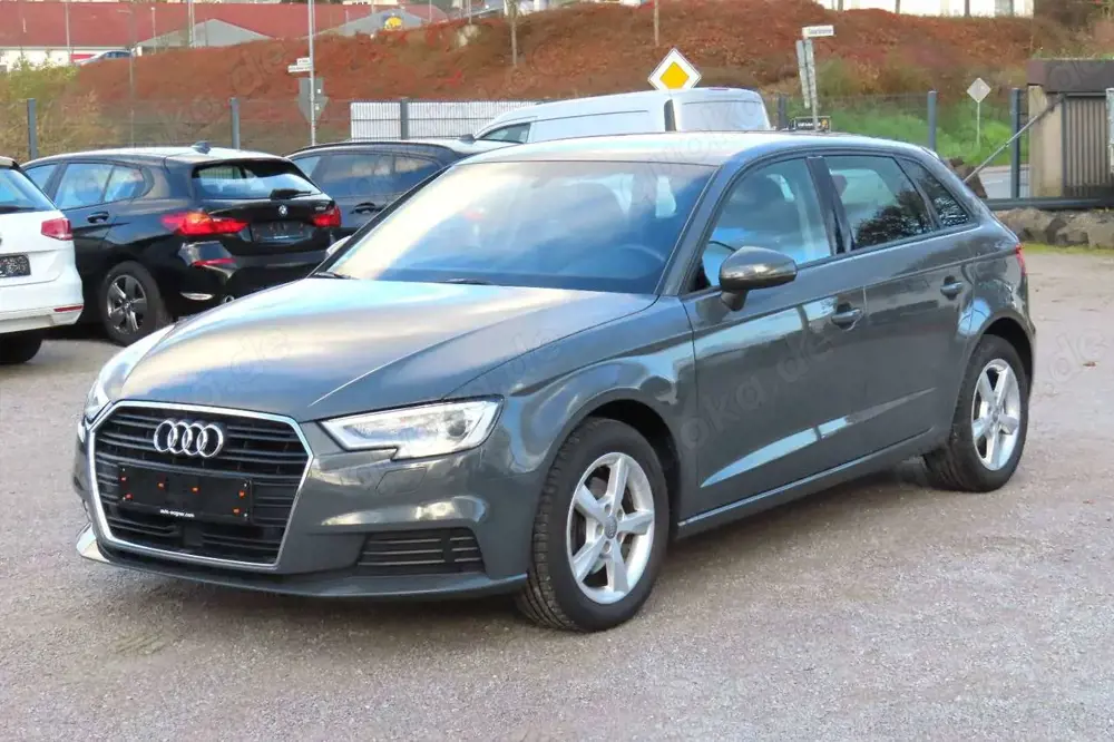 Audi A3 30 TDi SPB Navi Xenon Sitzheizg Klimaaut. ACC