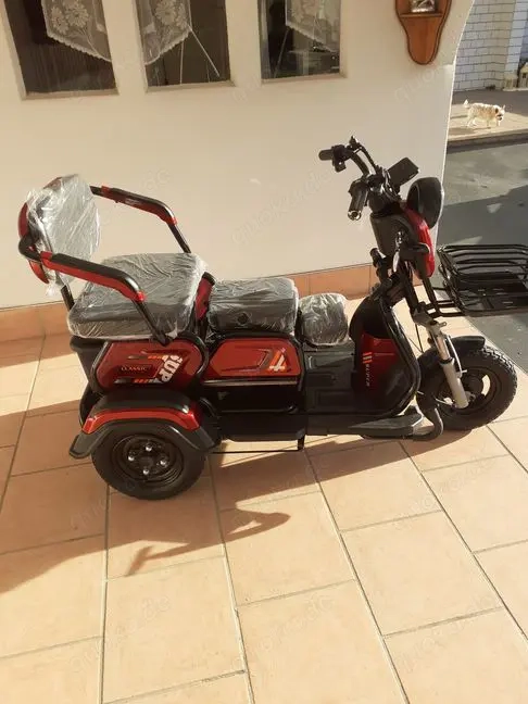3 Rad Elektro Roller,  Starke Motor1000 W, und Batteri 60V, 2 Sitze +Kind, Reichweiter bis zu 90 Km 