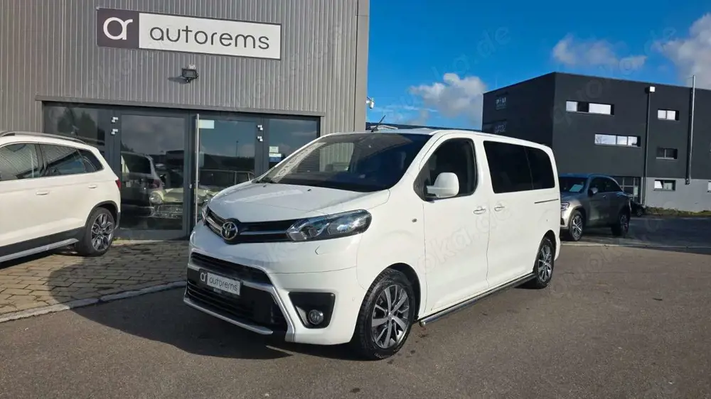 Toyota Proace Verso L1 Team Deutschland*AHK*8-SITZER*