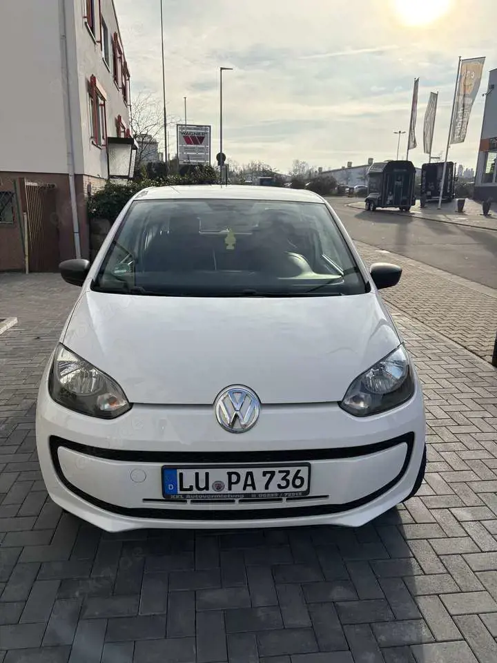 Volkswagen up!