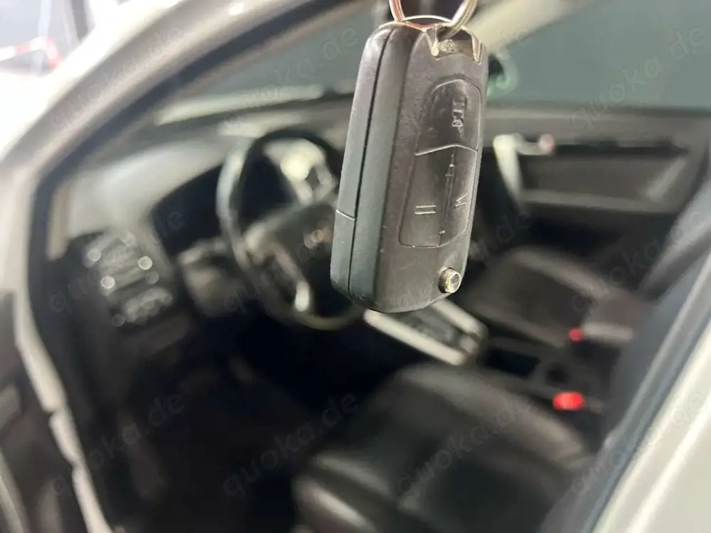 Chevrolet Captiva 2.2 D LTZ 4WD  (7xSitz,Kamera,Leder,SD,SHZ,1.HD)