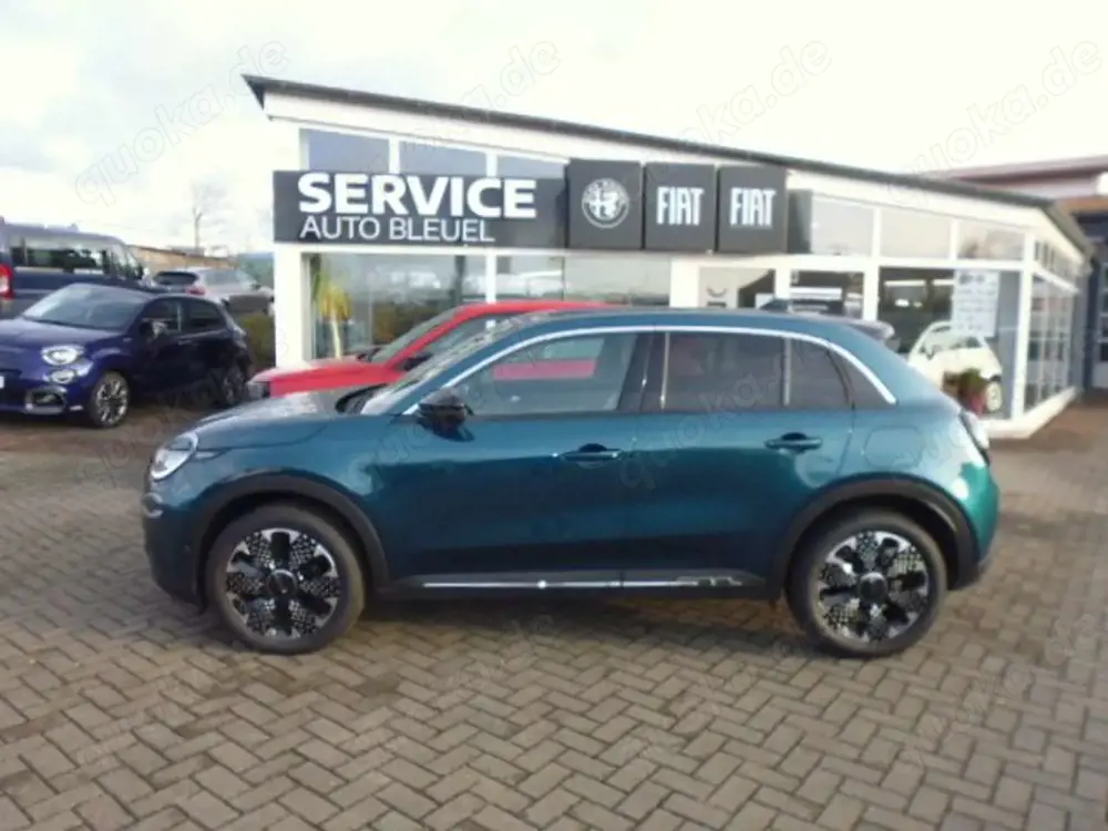 Fiat 600 HYBRID 100KW/136PS La Prima komplett Ausstattung