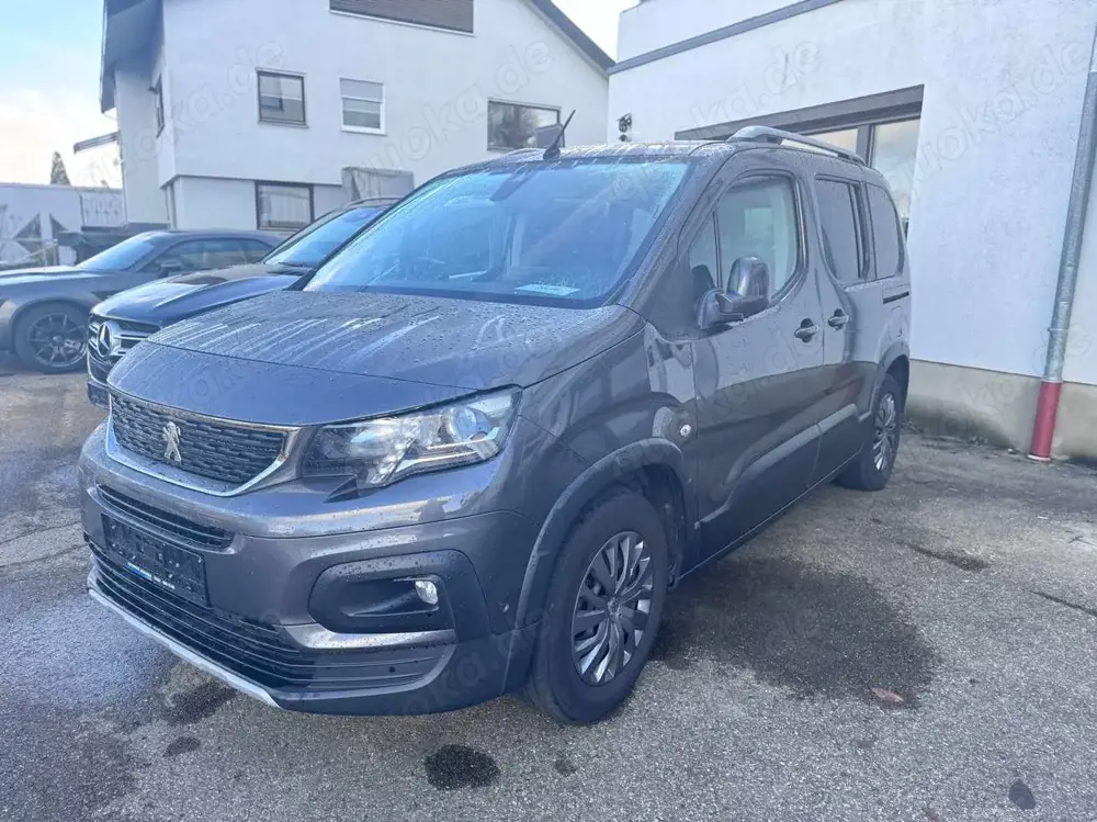 Peugeot Rifter Allure L1/110PS/AHK/Klimaautomatik/Sitzheizung/PDC