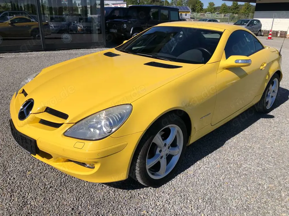 Mercedes-Benz SLK 200 KOMPRESSOR*Airscarf*BVB Sonderfarbe BVB*