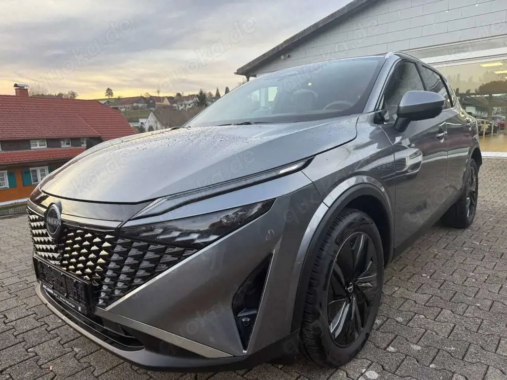 Nissan Qashqai LED, HEAD-UP, LEDER, NAVI