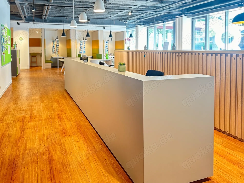 Meetings und Zusammenarbeit in unseren professionellen Business Center in Regus Friedrichstrasse