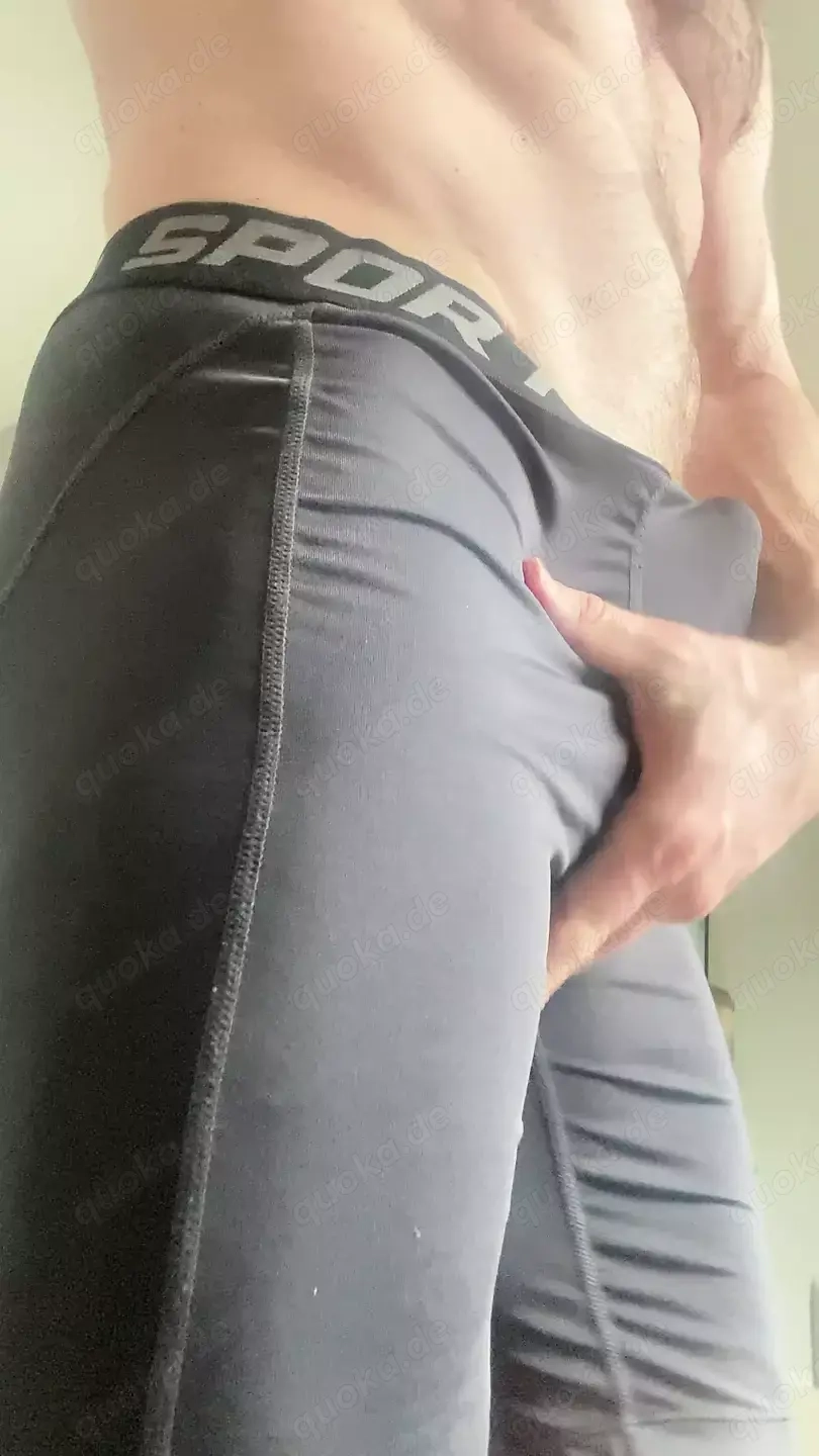 Reite meinen dicken Schwanz 