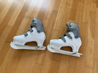 Mädchen-  Damenschlittschuhe