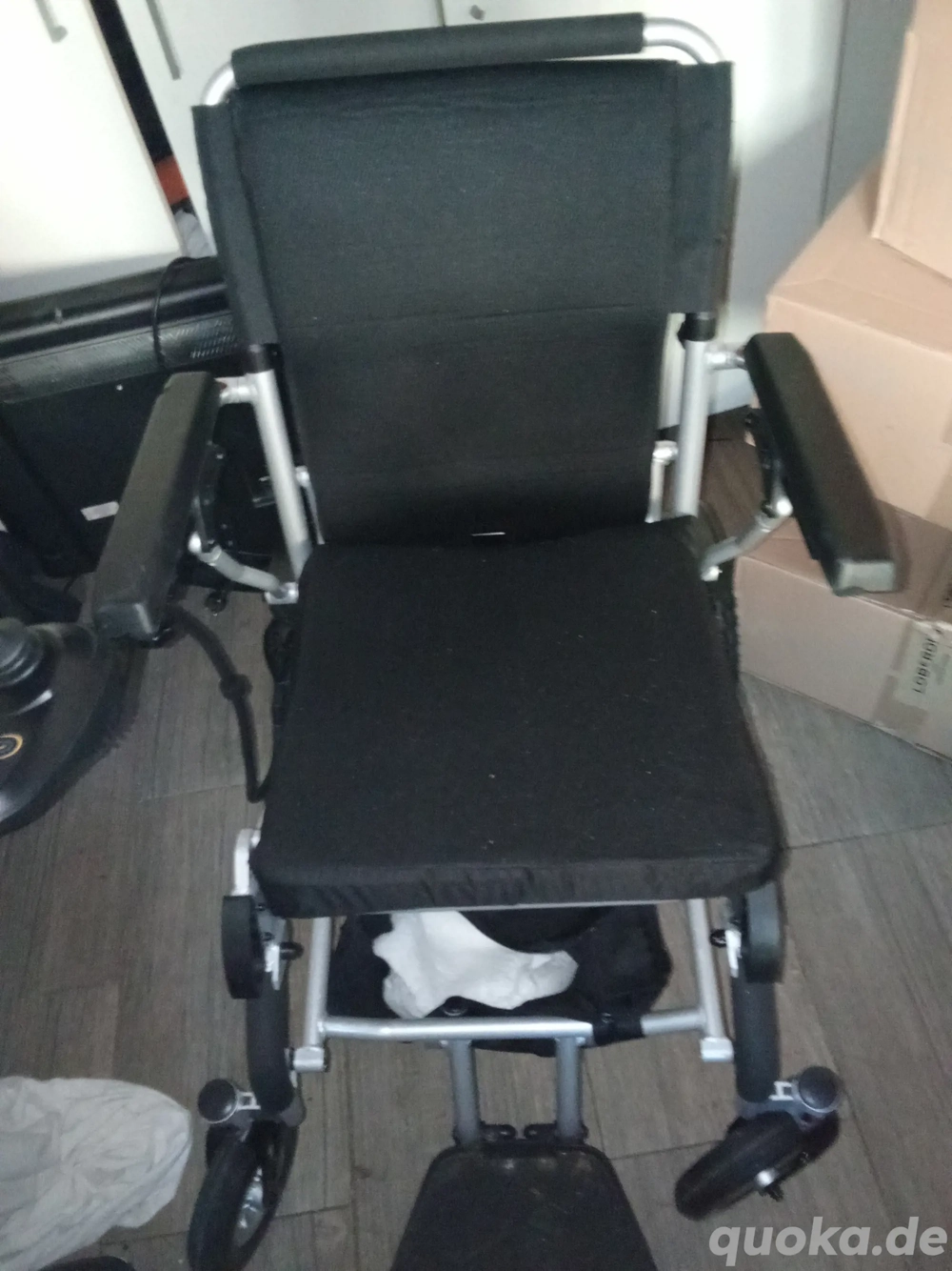 elektrischer Rollstuhl faltbar der Marke kavakal zu verkaufen 