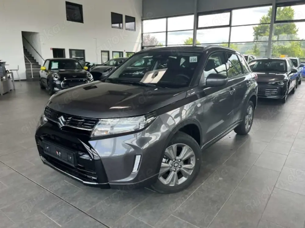 Suzuki Vitara 1.4 Comfort Facelift Navi LED Kamera ACC SitzHZG K