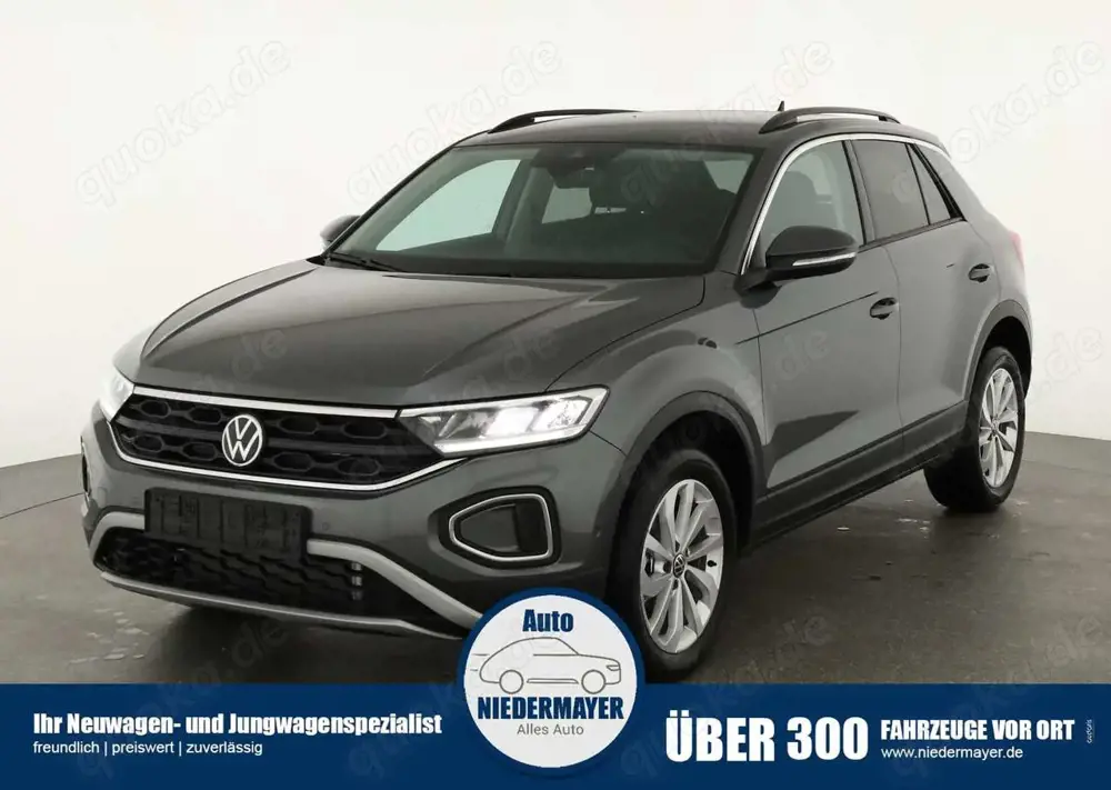 Volkswagen T-Roc Life 1.5 TSI DSG, LED, Kamera, Parklenk, Winter, 1