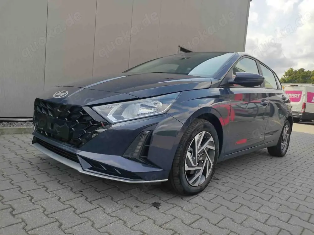Hyundai i20 I20 Go*Navi*Shzg*Lhzg*PDC*Cam*16"*Klima*VCockpit