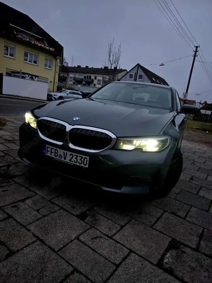 BMW 320 320d Aut. Advantage