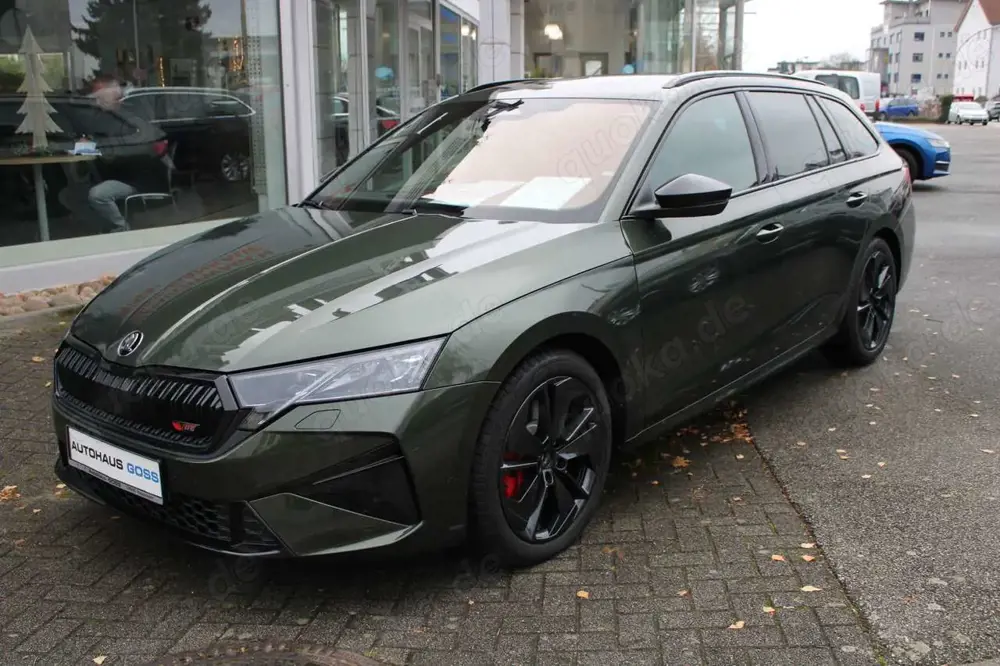 Skoda Octavia RS 2.0TSI 265PS 7-Gang DSG NAVI AHK