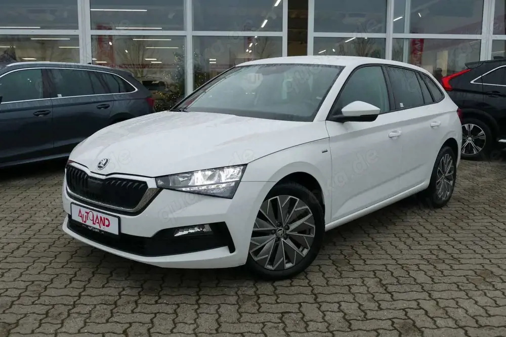 Skoda Scala 1.5 TSI Clever DSG LED Navi PDC SmartLink