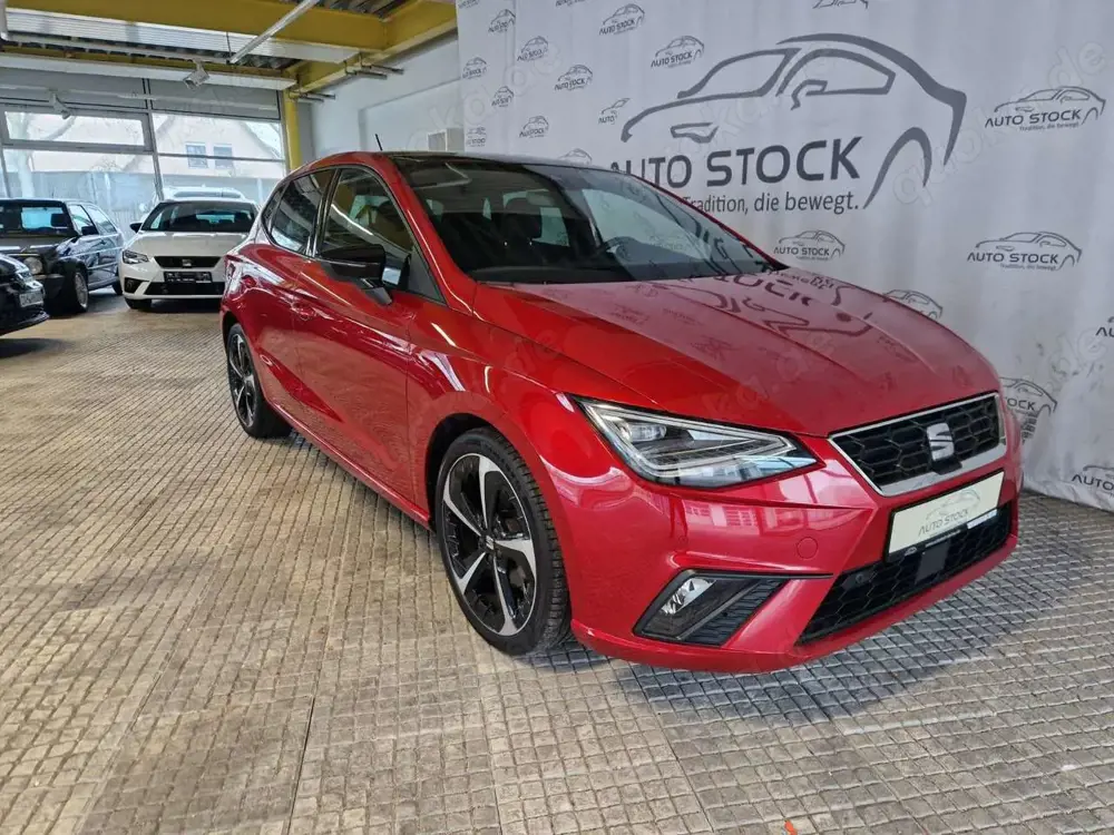 SEAT Ibiza FR 1.5 TSI DSG Navi LED PDC Alcantara Pano
