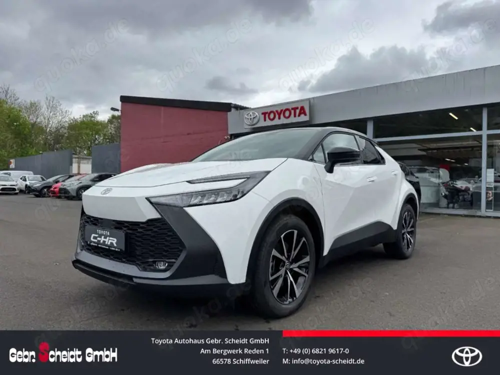 Toyota C-HR 2,0 l Plugin 4x2 TeamP  Apple CarPlay Android Auto