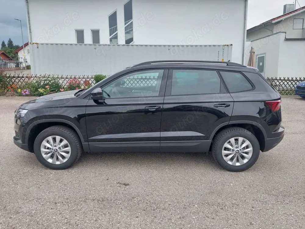 Skoda Karoq 1.5 TSI DSG Selection 130Jahre 4J.Gar. AHK Kamera