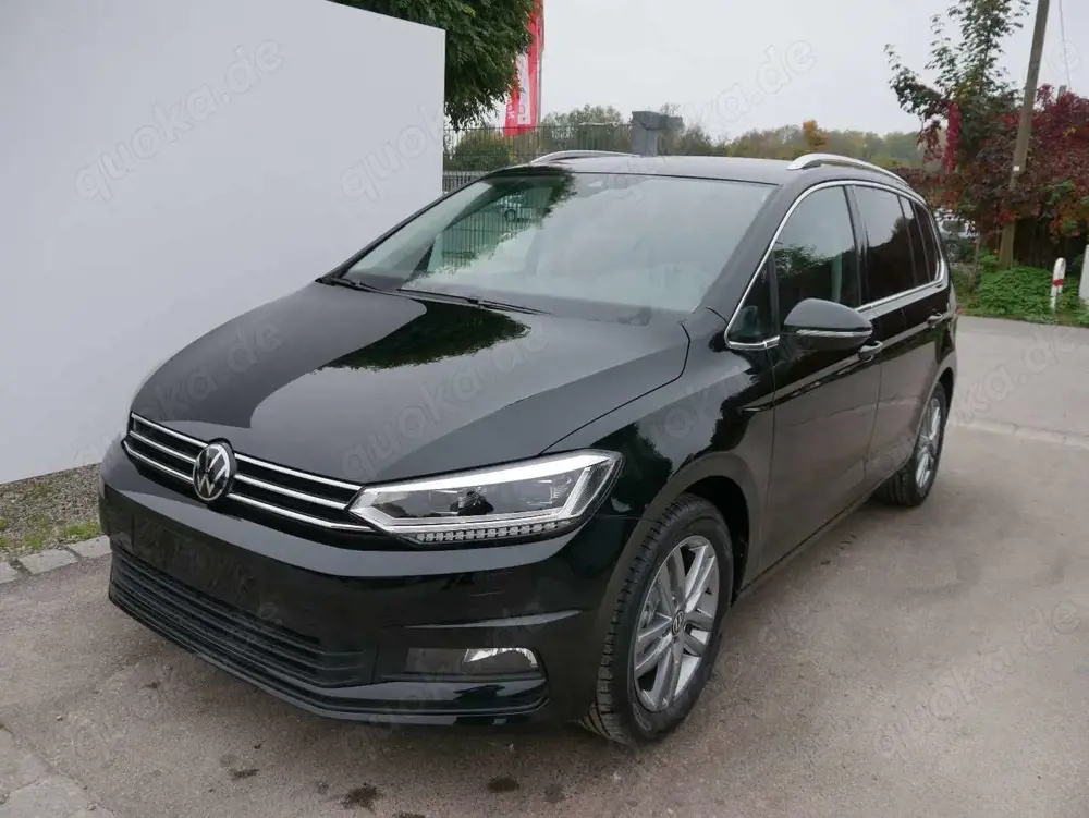 Volkswagen Touran Comfortline 1.5 TSI DSG COMFORTLINE*ACC*LED*PDC...