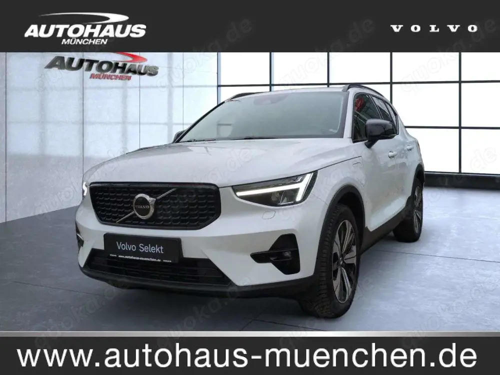 Volvo XC40 XC 40 Plus Dark Recharge Plug-In Hybrid 2WD Navi
