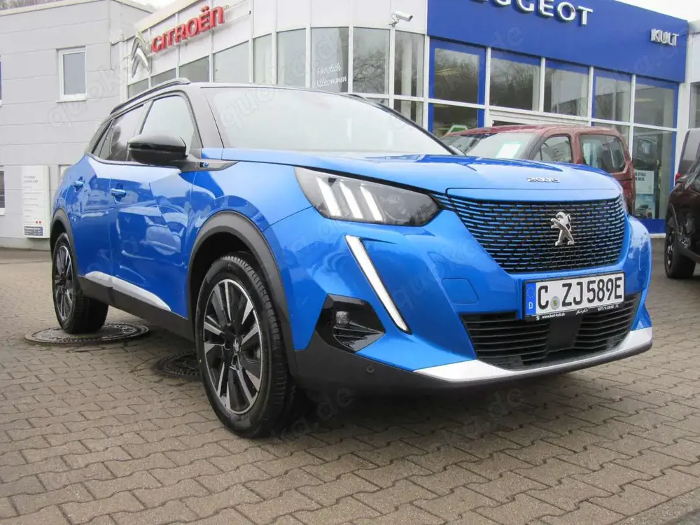 Peugeot 2008 e-2008 GT Pack Elektromotor 136