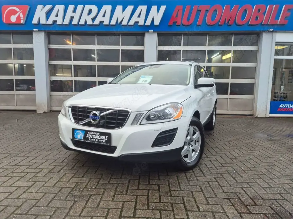 Volvo XC60 XC60 Summum 2WD*Automatik*Vollleder*