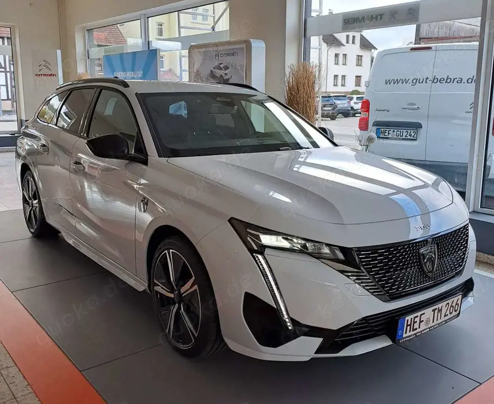 Peugeot 308 Hybrid 136 GT