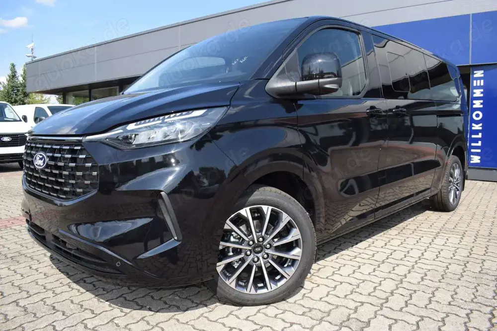 Ford Tourneo Custom L2H1 Titanium X 4x4 Vollausstattung