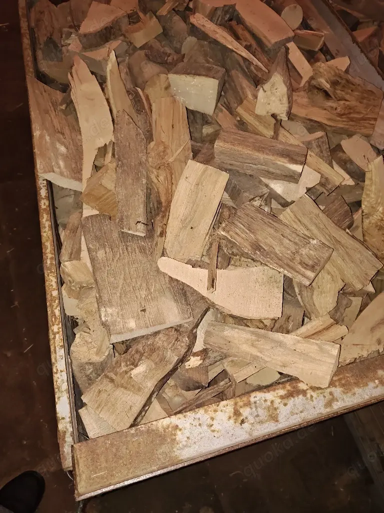 Holz-Reste, Schüttraummeter (srm) Brennholz, aus Nachlass zu verkaufen (74182 Obersulm)