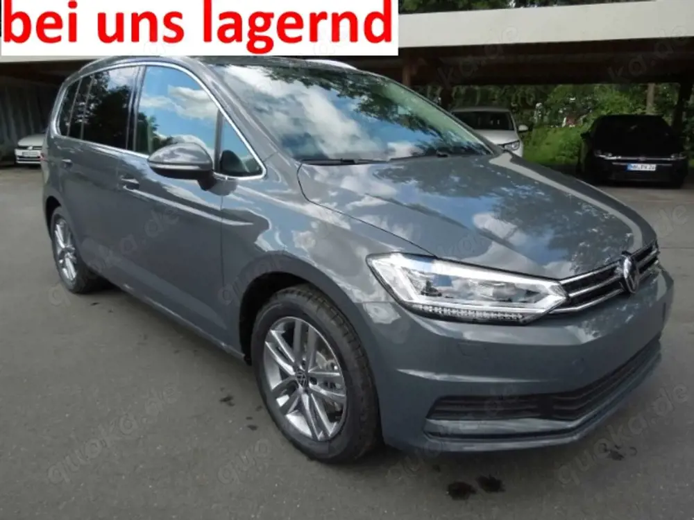 Volkswagen Touran 1.5TSI DSG People/LED/AHK/Navi/AppConnect