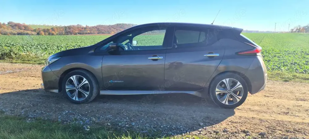 Nissan Leaf Tekna 40 kWh  Vollausstattung  Wärmepumpe HU '27
