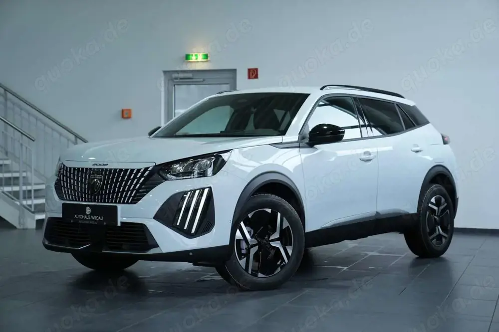 Peugeot 2008 Allure *LED SHZ 360° Kamera*
