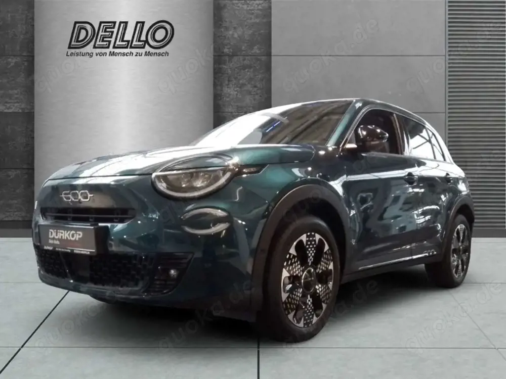 Fiat 600 hybrid La Prima Navi Kamera LED el. Heckklappe Kli