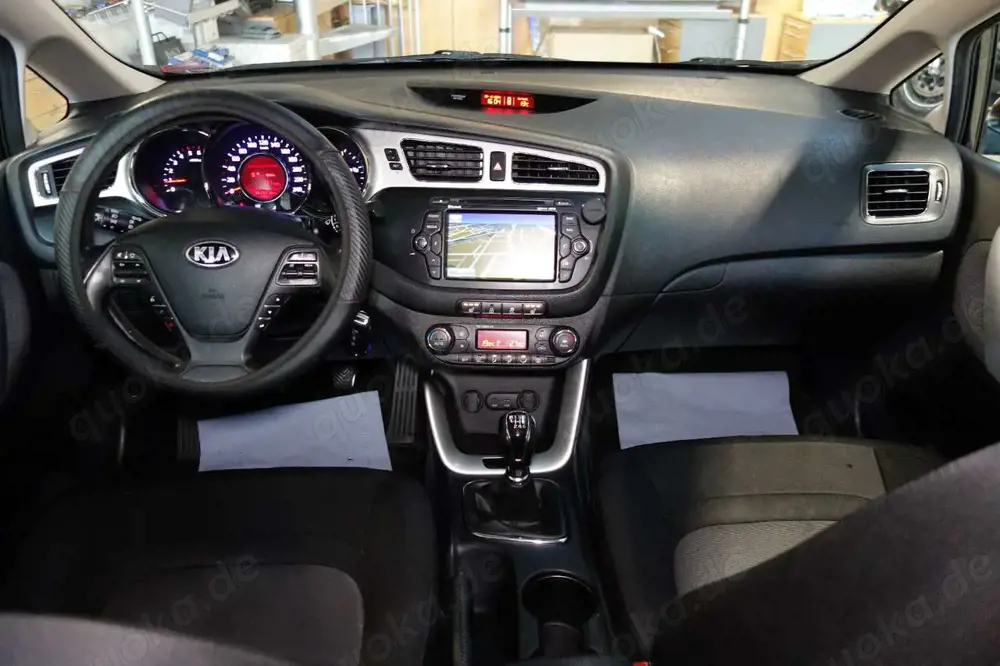 Kia Ceed SW / cee'd SW Ceed Sportswagon FIFA World Cup Edition"TÜV"