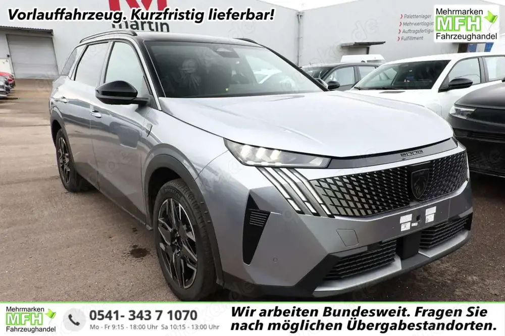Peugeot 5008 GT Hybrid Pano KomfortP AHK 360° TotW ACC 107 k...