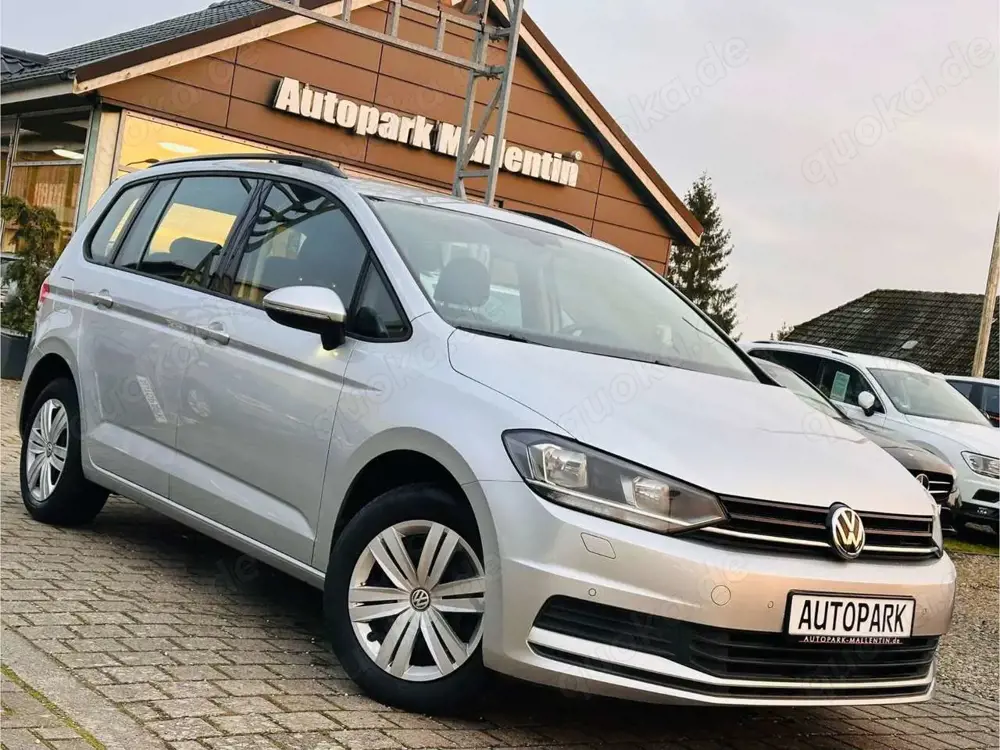 Volkswagen Touran 2.0 TDI DSG *1.HAND*NAVI*SHZ*PDC*