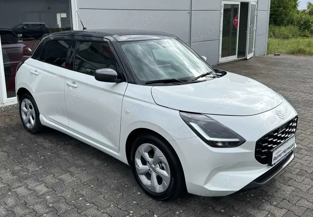 Suzuki Swift 1.2 Comfort Hybrid NAVI KAMERA PARKPILOT SITZHEIZ.