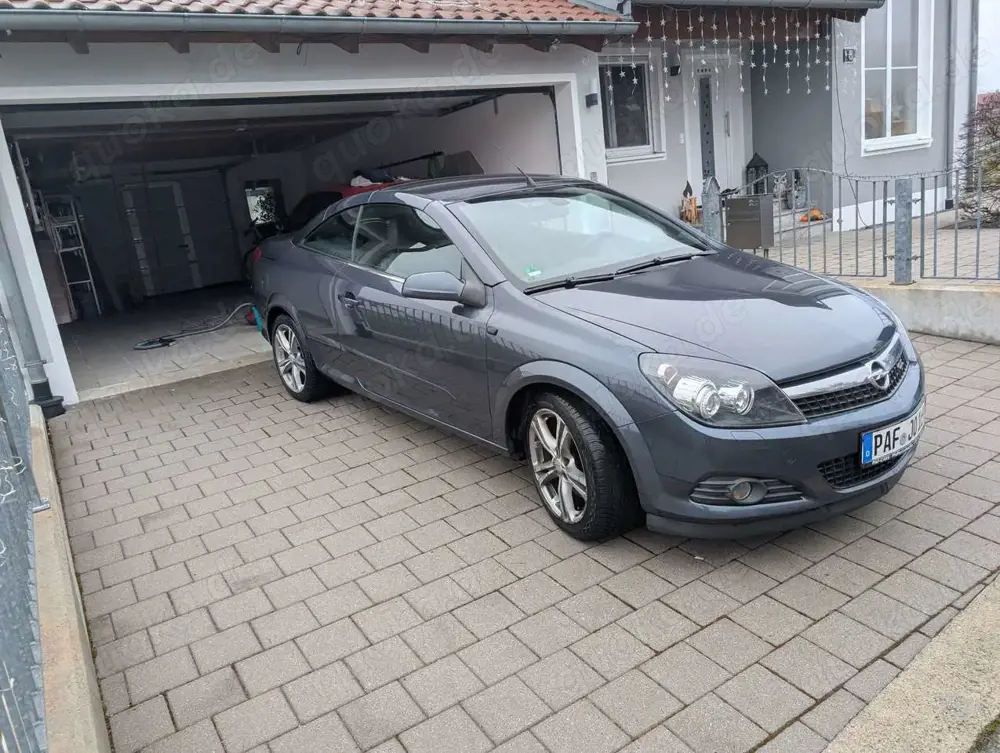 Opel Astra Astra Twin Top Diesel Twin Top 1.9 CDTI Edition