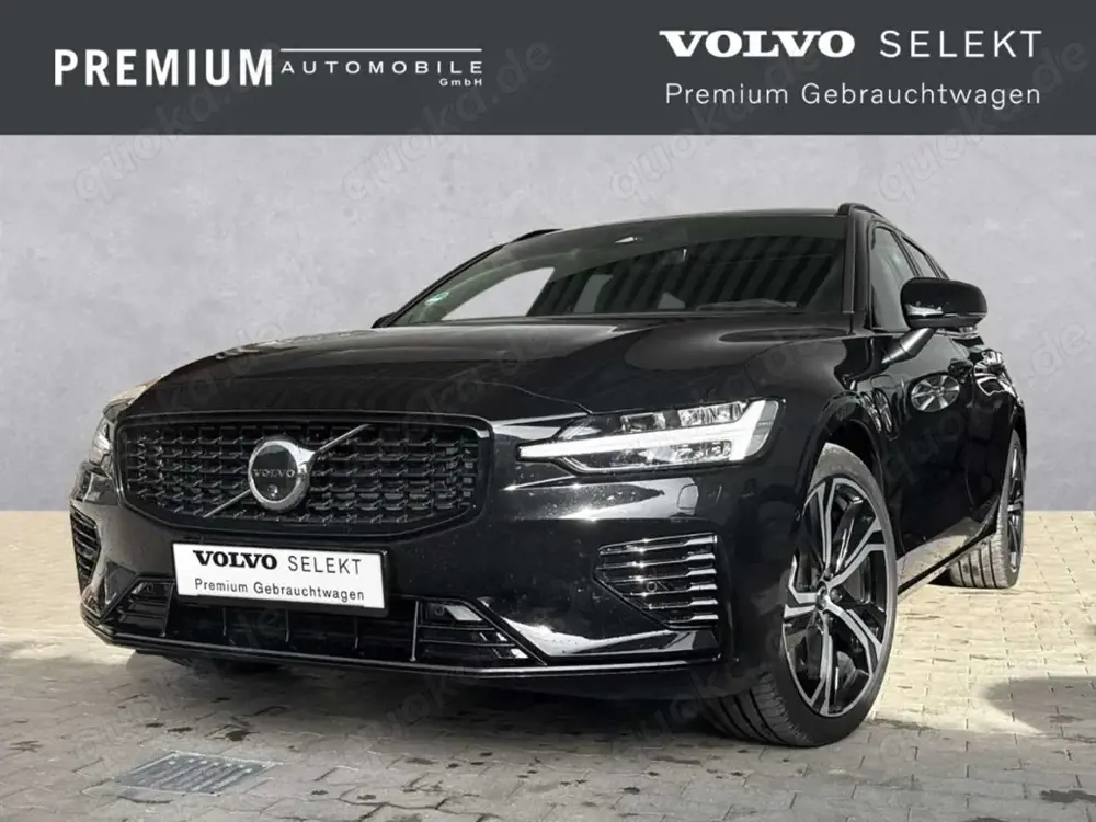 Volvo V60 Kombi Plus Dark Recharge Plug-In Hybrid AWD