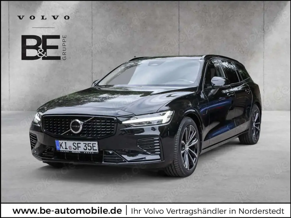 Volvo V60 T8 Plus Dark Recharge Plug-In Hybrid AWD