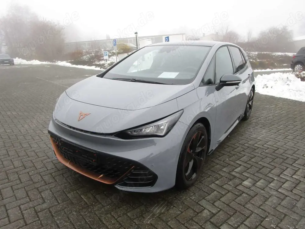 CUPRA Born 150 kW (204 PS) 58 kWh
