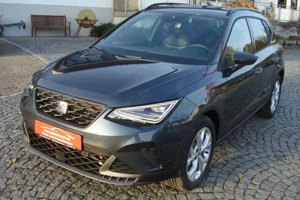 SEAT Arona 1.0 TSI DSG FR, AHK, Kamera, Side, ACC, Winter, 17