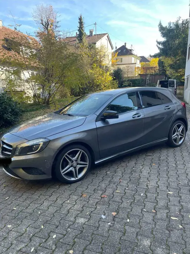 Mercedes-Benz A 200 CDI (BlueEFFICIENCY) 7G-DCT Urban