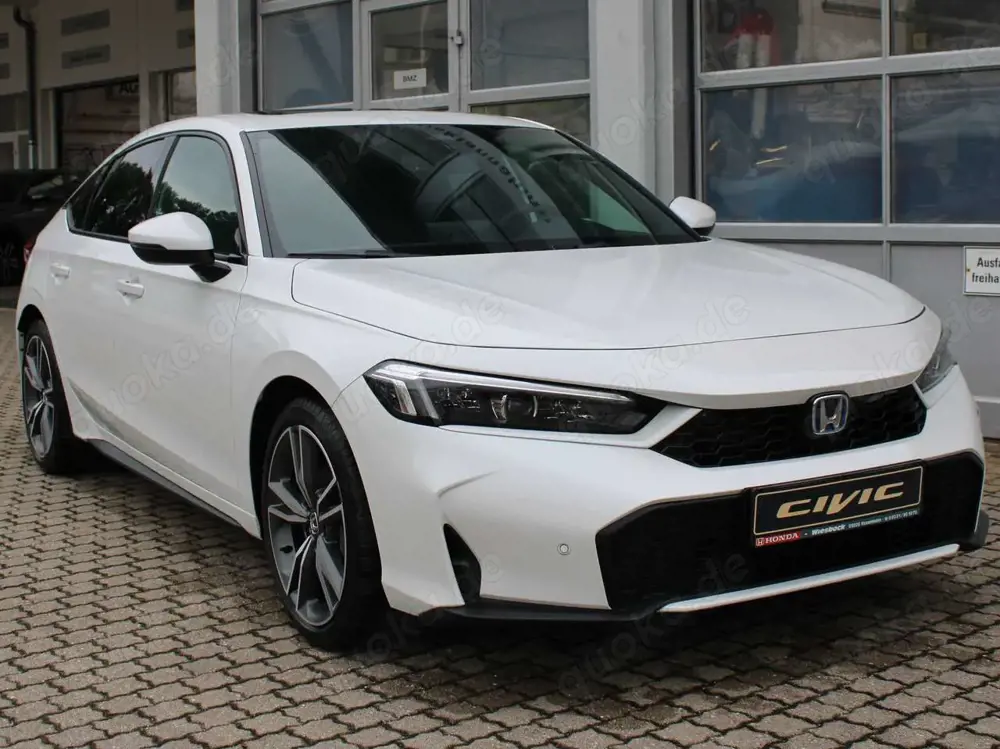 Honda Civic e:HEV Advance