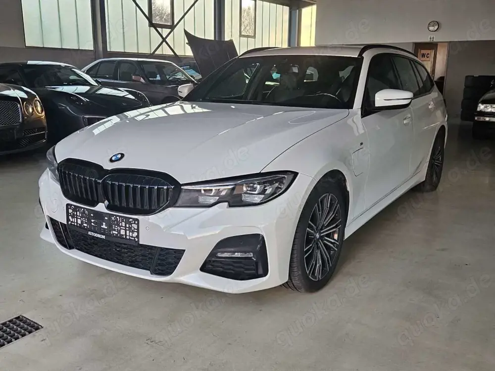 BMW 320 e Touring M Sport+/AHK/Kamera/Shadow-Line