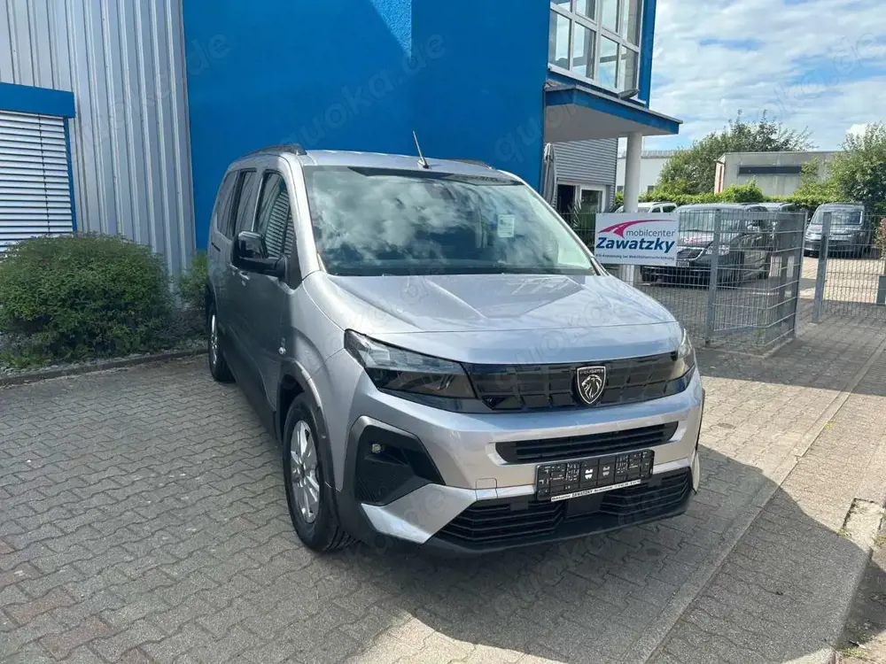 Peugeot Rifter L1 mit Rollstuhlrampe