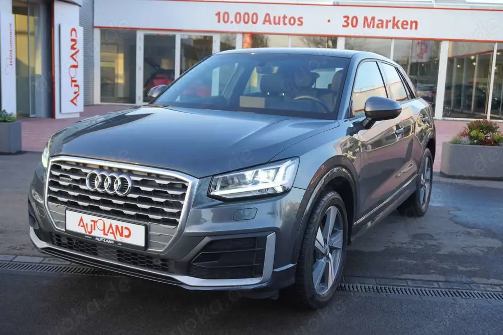 Audi Q2 40 TFSI quattro sport S Line LED Panorama ACC