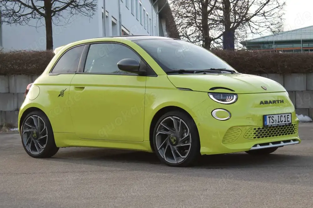 Abarth 500e Scorpionissima