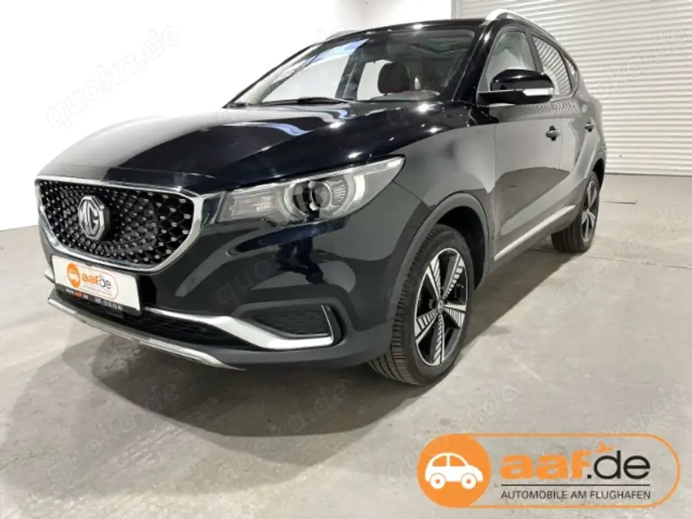 MG ZS EV Luxury Automatik Leder LED ACC Navi Pano