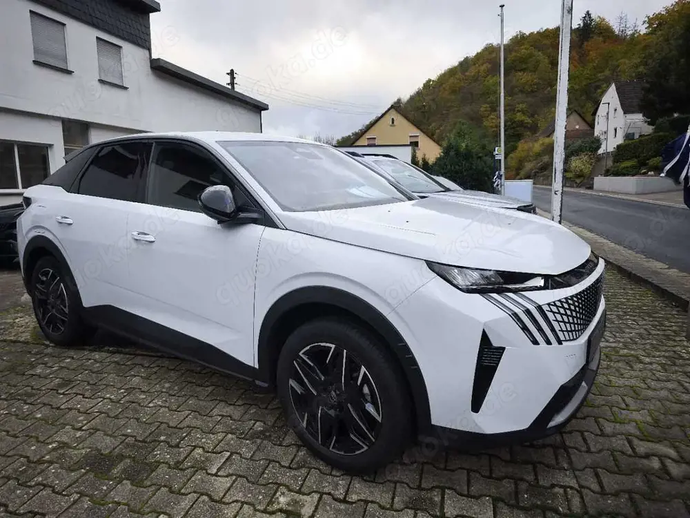 Peugeot 3008 Hybrid 136 1.2 Allure